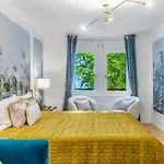 Lejlighed Secret Garden – Lakefront *