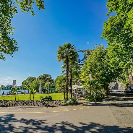 Secret Garden - Lakefront Appartement *