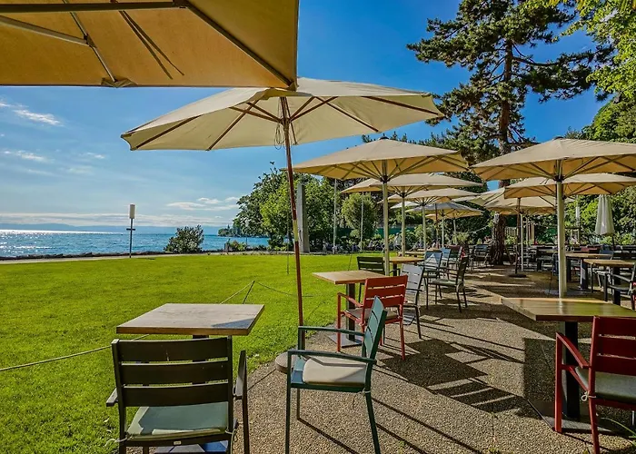 Secret Garden - Lakefront Apartment Montreux